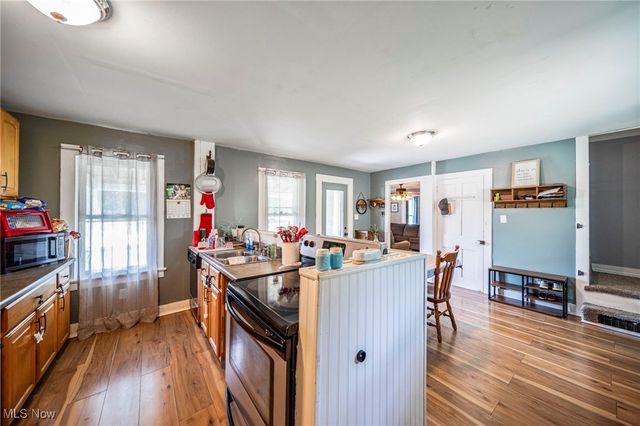 2189 Jefferson Eagleville Road, Jefferson, OH 44047