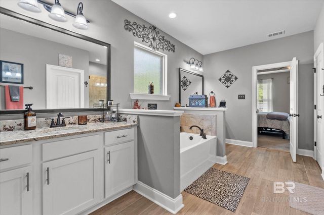 34234 Burwood Drive, Spanish Fort, AL 36527