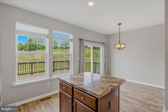 23 LANDIS CT, Falling Waters, WV 25419