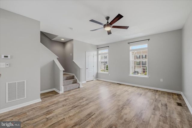 23 LANDIS CT, Falling Waters, WV 25419