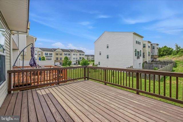 23 LANDIS CT, Falling Waters, WV 25419