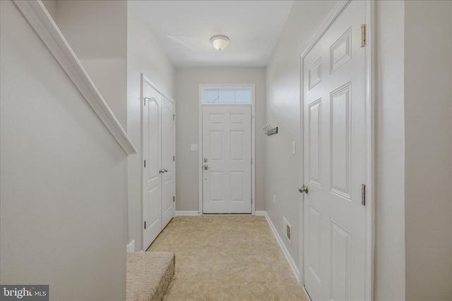 23 LANDIS CT, Falling Waters, WV 25419