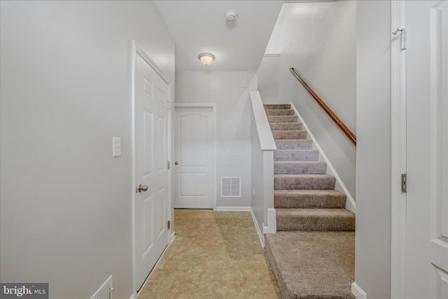 23 LANDIS CT, Falling Waters, WV 25419