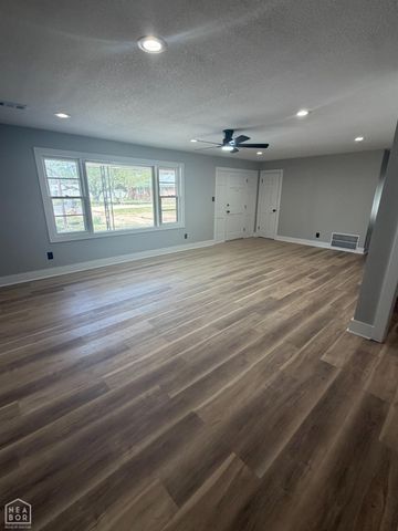 1721 Orval Cove, Jonesboro, AR 72401