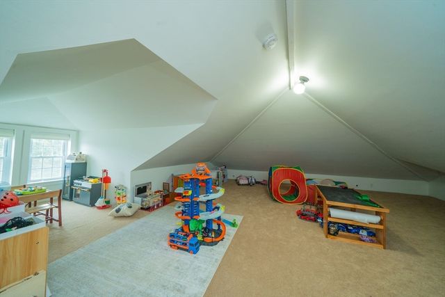 642 Centre St, Newton, MA 02458