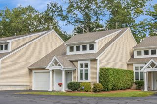 15 Reservoir St 44, Mansfield, MA 02048