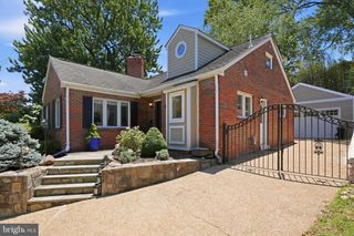 414 SKYHILL RD, Alexandria, VA 22314