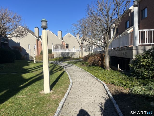 9 River Road 411, Greenwich, CT 06807