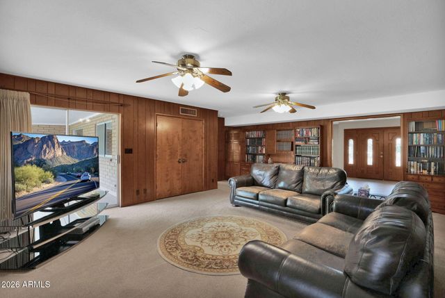 1510 N GENTRY Circle, Mesa, AZ 85213