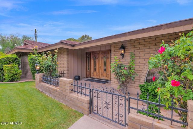 1510 N GENTRY Circle, Mesa, AZ 85213