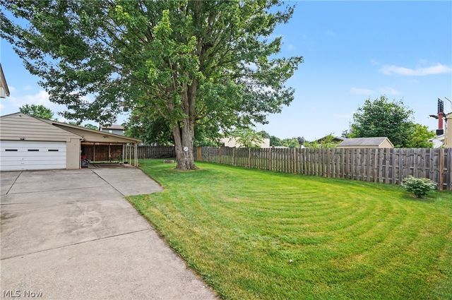 638 Brandon Avenue, Struthers, OH 44471