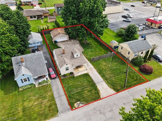 638 Brandon Avenue, Struthers, OH 44471
