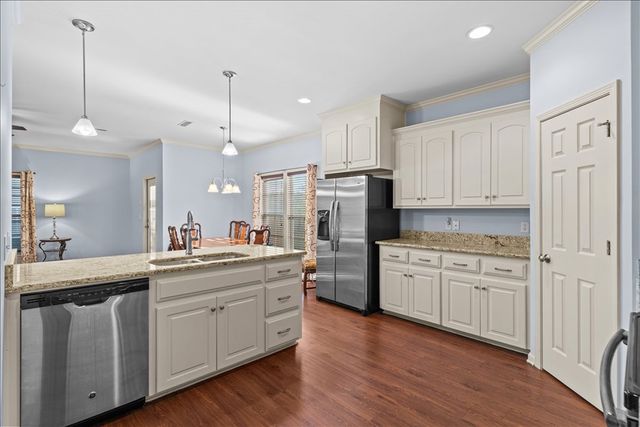 105 Belhaven Dr, Dothan, AL 36303