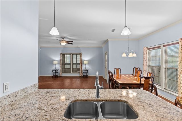 105 Belhaven Dr, Dothan, AL 36303