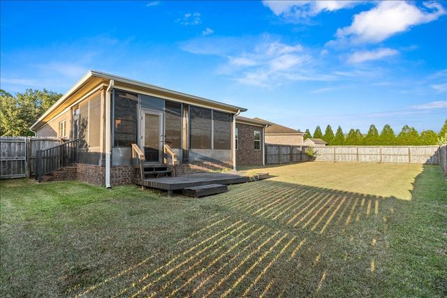 105 Belhaven Dr, Dothan, AL 36303