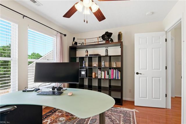 9559 Bay Point DR, Norfolk, VA 23518