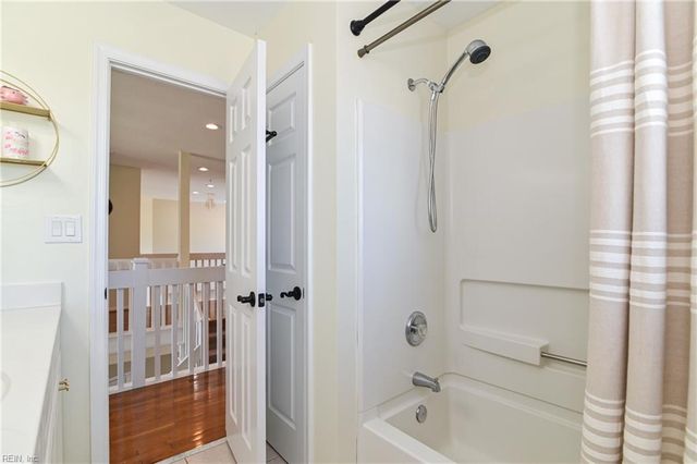 9559 Bay Point DR, Norfolk, VA 23518