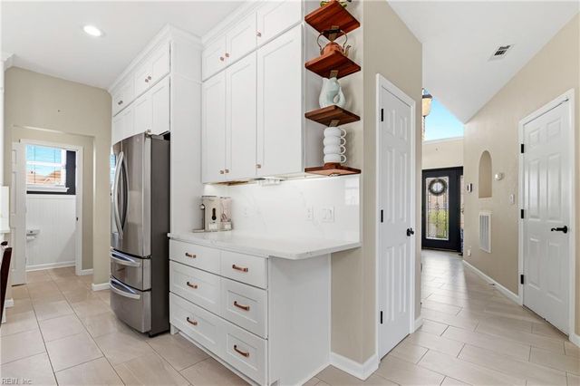 9559 Bay Point DR, Norfolk, VA 23518