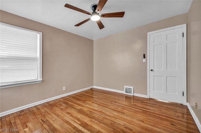 21202 Gardenview Drive, Maple Heights, OH 44137