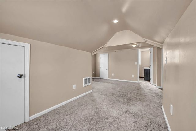 21202 Gardenview Drive, Maple Heights, OH 44137