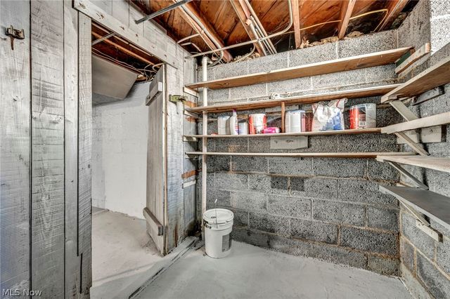 21202 Gardenview Drive, Maple Heights, OH 44137