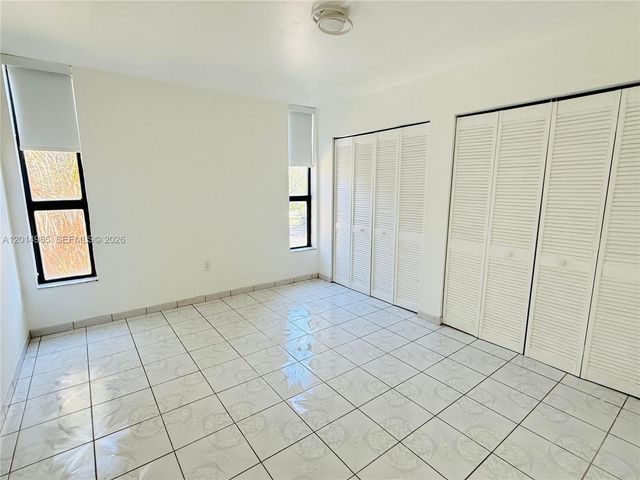 9440 W Flagler St 305, Miami, FL 33174