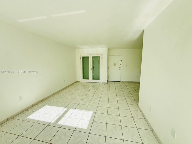 9440 W Flagler St 305, Miami, FL 33174