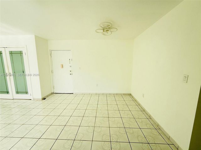 9440 W Flagler St 305, Miami, FL 33174