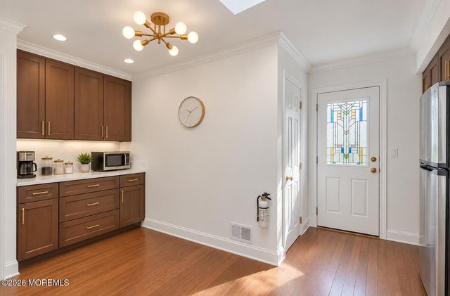 704 Carol Avenue, Oakhurst, NJ 07755