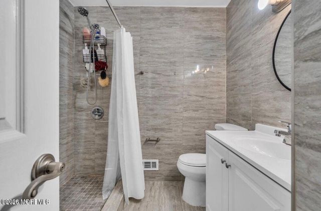 704 Carol Avenue, Oakhurst, NJ 07755