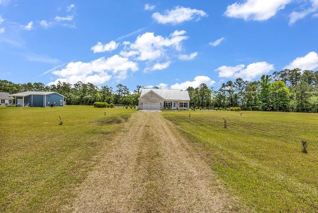 1795 Southern Crest Dr., Loris, SC 29569