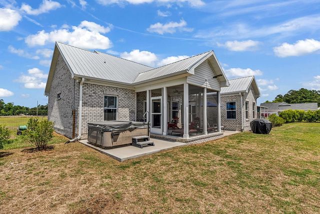 1795 Southern Crest Dr., Loris, SC 29569
