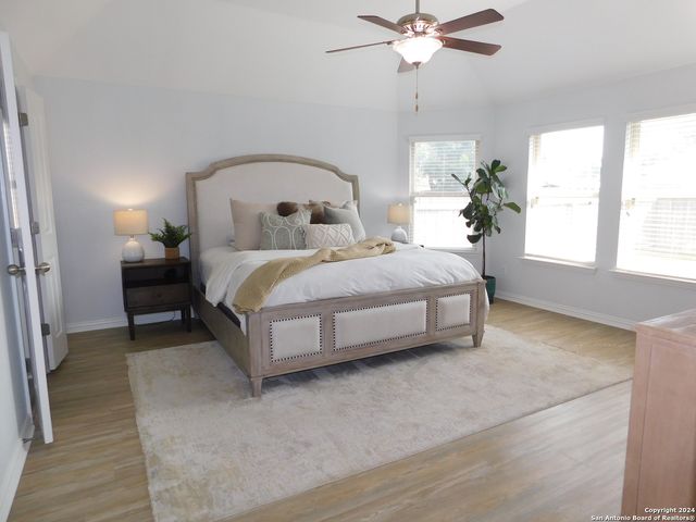 104 VAIL DR, Boerne, TX 78006