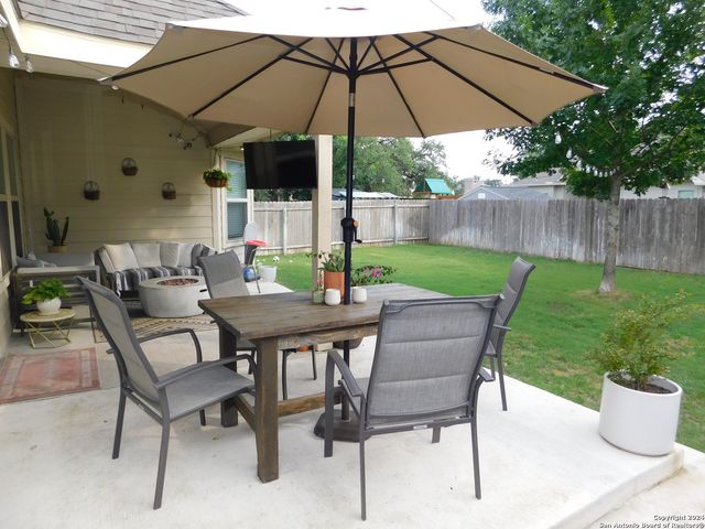 104 VAIL DR, Boerne, TX 78006
