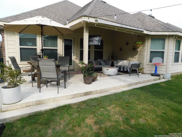104 VAIL DR, Boerne, TX 78006