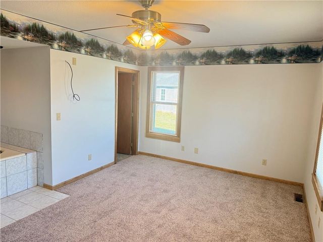 31435 Lofty Lane, Edwards, MO 65326