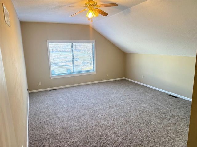 31435 Lofty Lane, Edwards, MO 65326