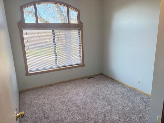 31435 Lofty Lane, Edwards, MO 65326