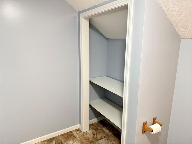 31435 Lofty Lane, Edwards, MO 65326