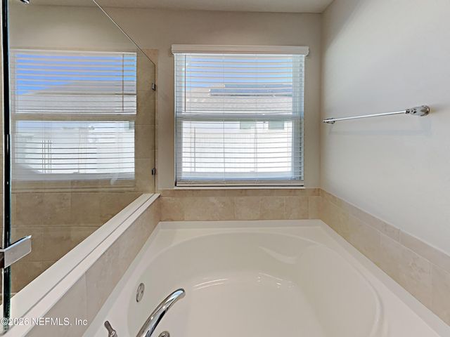 15662 CHIR PINE Drive, Jacksonville, FL 32218