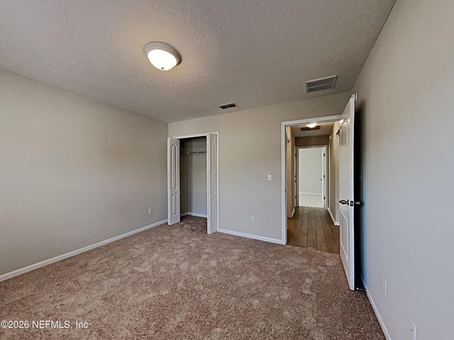 15662 CHIR PINE Drive, Jacksonville, FL 32218
