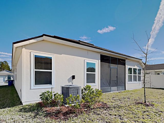 15662 CHIR PINE Drive, Jacksonville, FL 32218
