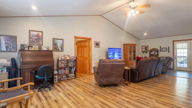 186 Timber Ridge Road, Mammoth Spring, AR 72554