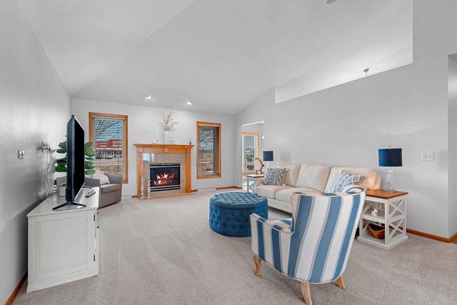 N1916 ROCHELLE COURT, Greenville, WI 54942