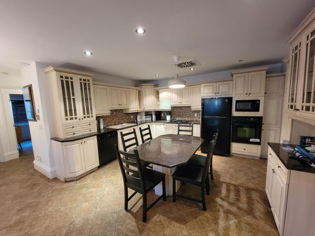 221 SE 9th Avenue 101, Pompano Beach, FL 33060
