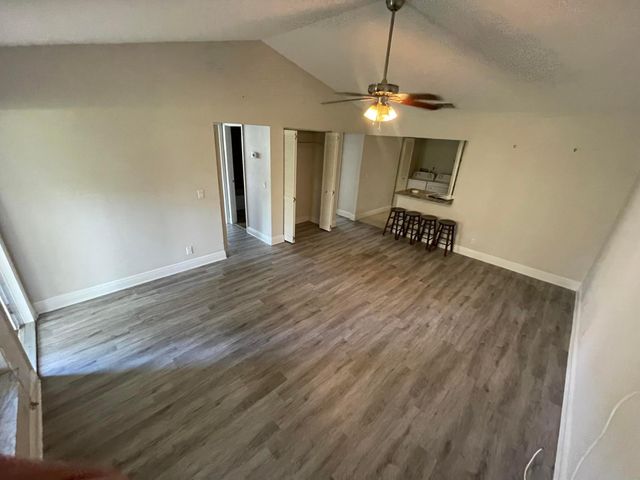 9073 SE Hobe Ridge Avenue, Hobe Sound, FL 33455