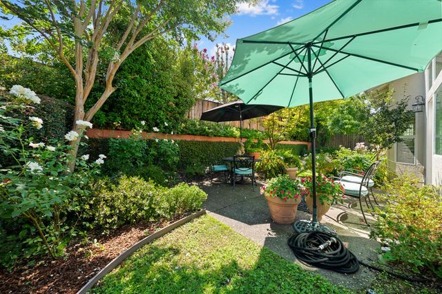 5008 Skyway Dr, Fair Oaks, CA 95628