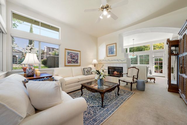5008 Skyway Dr, Fair Oaks, CA 95628