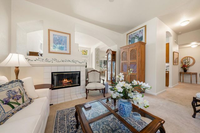 5008 Skyway Dr, Fair Oaks, CA 95628