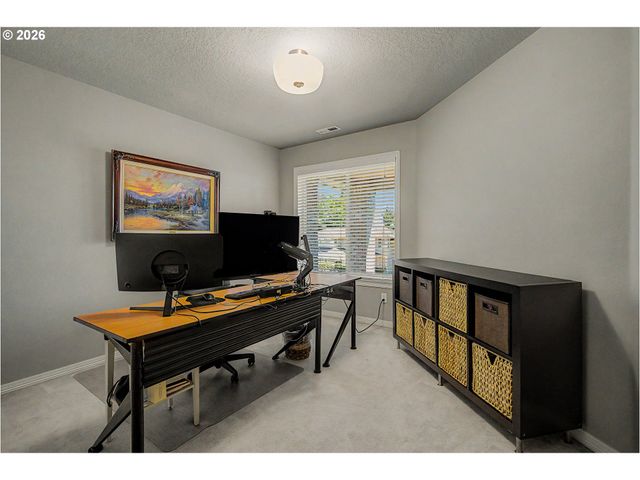 3466 VISTA RIDGE Dr, West Linn, OR 97068